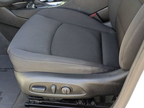 Used 2024 Chevrolet Malibu LT FWD image 13