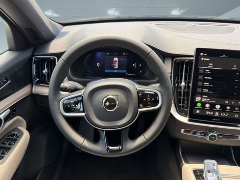 New 2026 Volvo XC90 B6 Plus w/ Protection Package AWD/4WD image 25