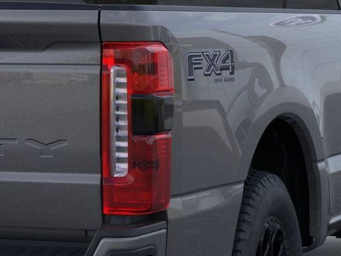 New 2026 Ford F350 Lariat w/ Black Appearance Package image 21