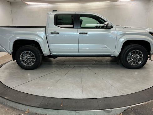 New 2026 Toyota Tacoma 4x4 Double Cab Hybrid image 6