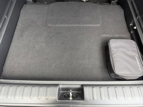 Used 2024 Hyundai Ioniq 5 SE image 46