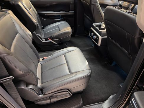 Used 2024 Ford Expedition Max XLT image 46