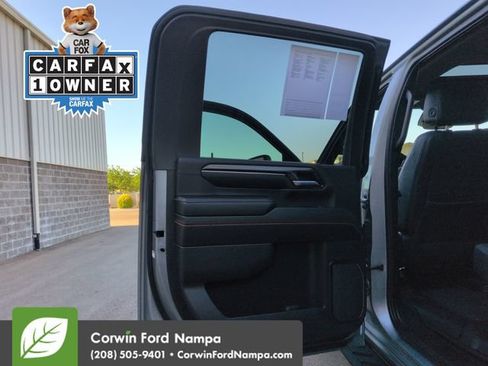 Used 2024 GMC Sierra 2500 AT4 w/ Technology Package AWD/4WD image 25