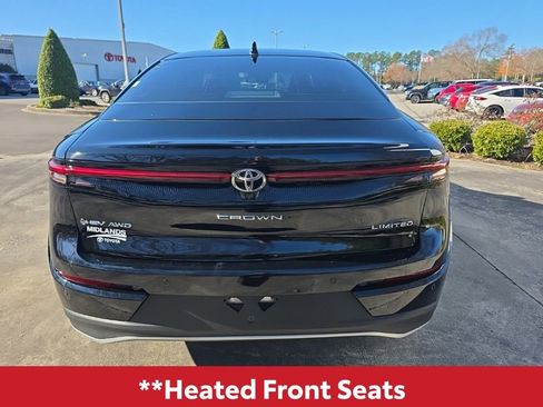 Used 2024 Toyota Crown Limited image 6