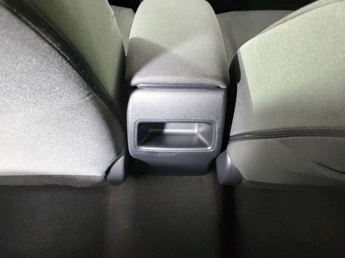 Used 2020 Toyota Corolla LE image 14