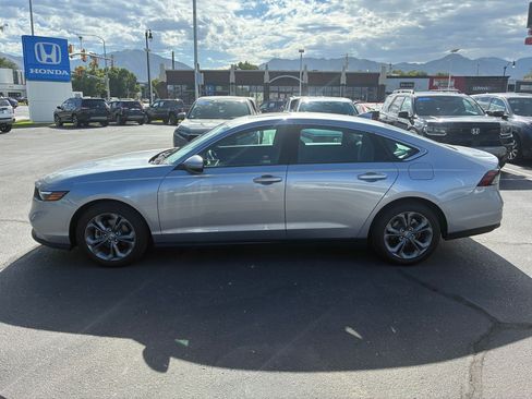 Used 2024 Honda Accord EX image 9