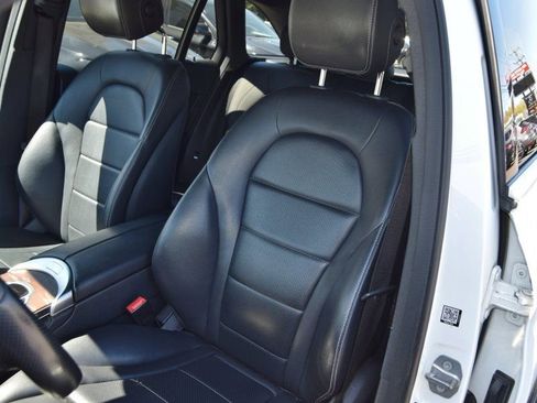Used 2018 Mercedes-Benz GLC 300 image 21