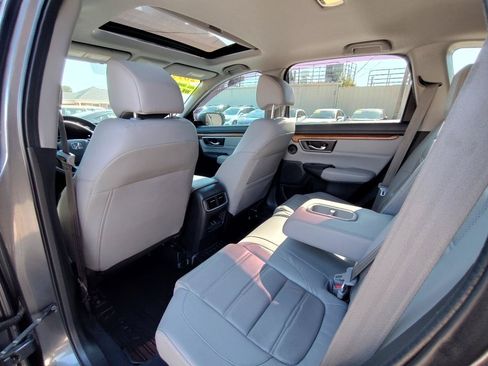 Used 2017 Honda CR-V Touring image 39
