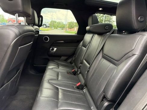 Used 2020 Land Rover Discovery SE AWD/4WD image 29