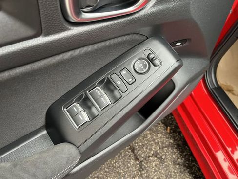 Used 2025 Honda Civic Sport image 17