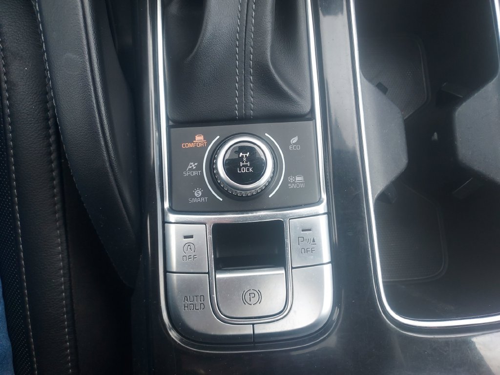 Used 2020 Kia Telluride EX AWD/4WD image 26
