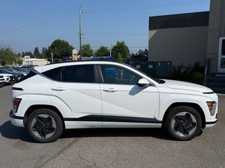 Certified 2025 Hyundai Kona Limited FWD video 2