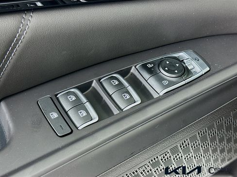 New 2026 Kia Carnival SX Prestige FWD image 17