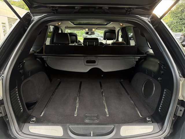 Used 2011 Jeep Grand Cherokee Limited AWD/4WD image 27