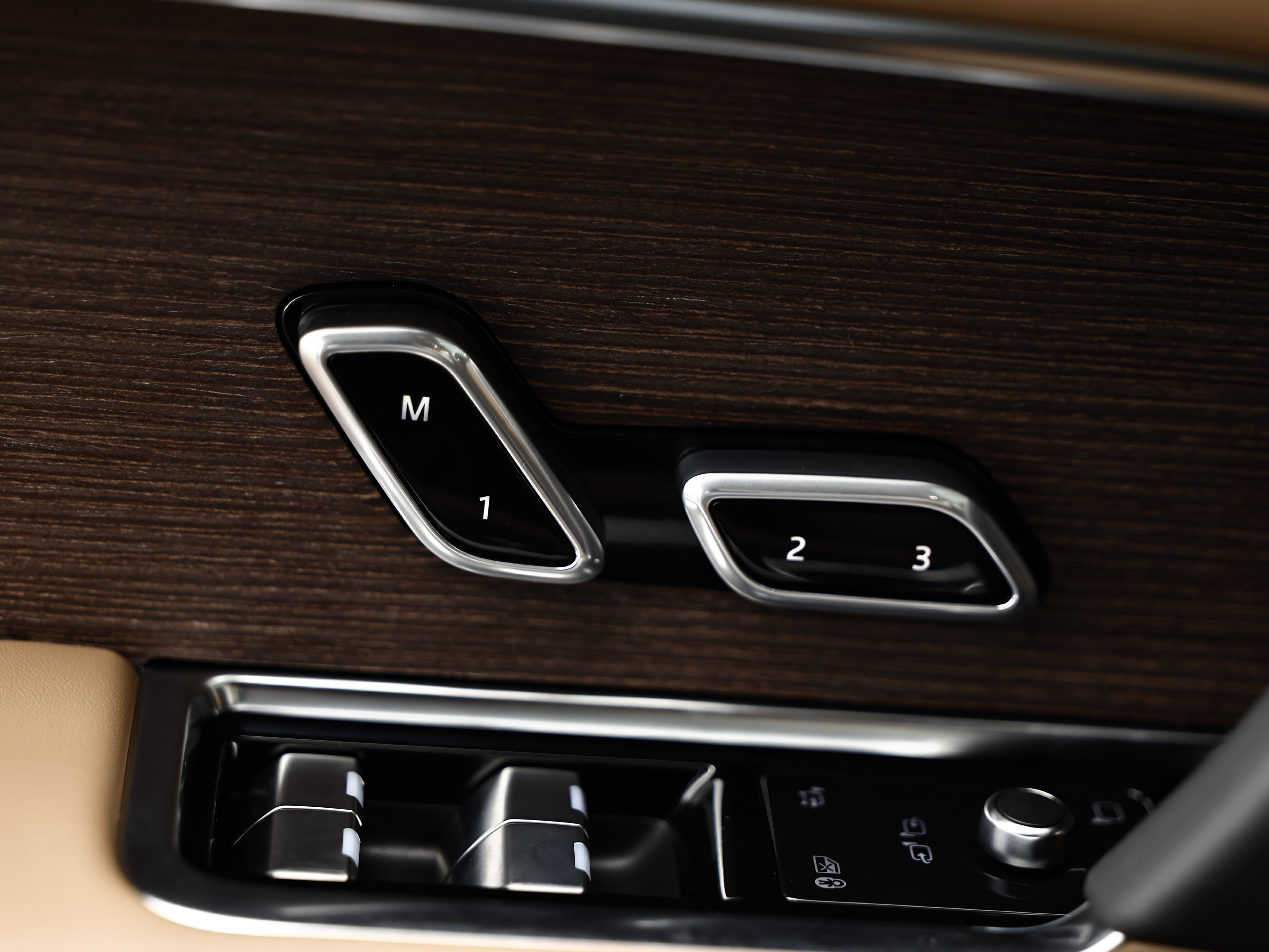 New 2026 Land Rover Range Rover SE AWD/4WD image 19