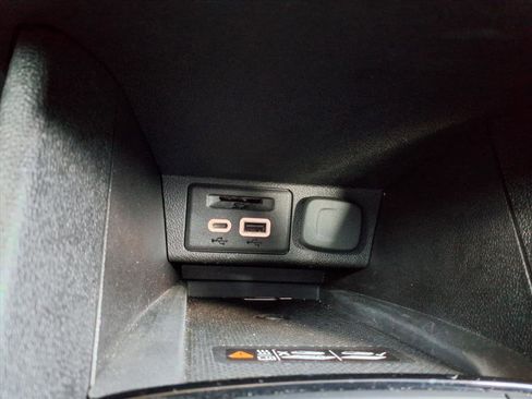 Used 2023 Chevrolet Bolt EUV LT w/ Driver Confidence Package image 6