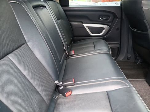 Used 2019 Nissan Titan PRO-4X w/ Pro-4x Convenience Package image 22