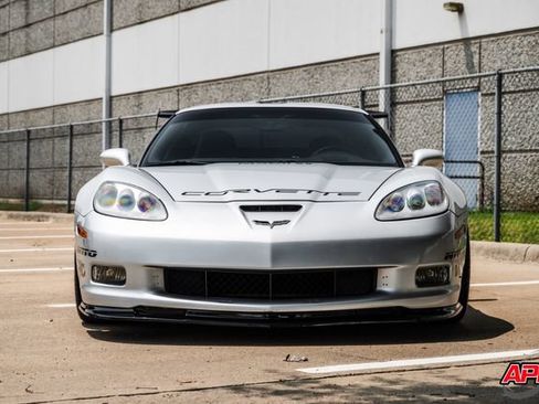 Used 2009 Chevrolet Corvette Z06 w/ Preferred Equipment Group RWD image 15