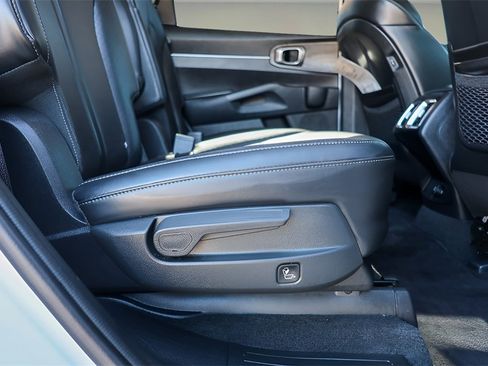 Used 2025 Kia Sorento X-Line EX image 36