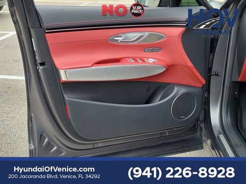 Used 2022 Genesis GV70 2.5T w/ Sport Prestige Package AWD/4WD image 25