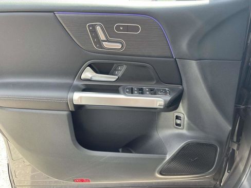 New 2026 Mercedes-Benz GLB 250 4MATIC image 31