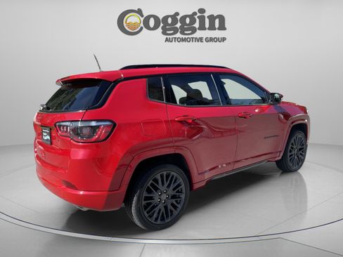 Used 2022 Jeep Compass Limited image 5