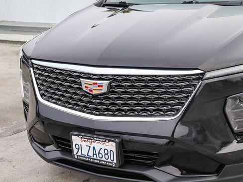 Used 2024 Cadillac XT4 Premium Luxury AWD/4WD image 6