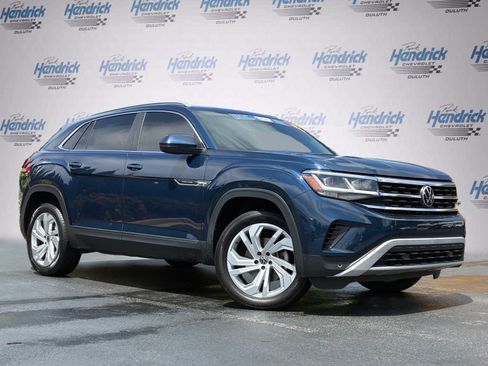 Used 2020 Volkswagen Atlas Cross Sport SEL FWD image 2