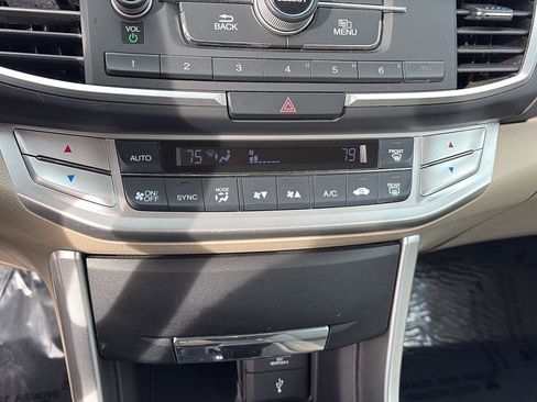 Used 2015 Honda Accord LX image 12