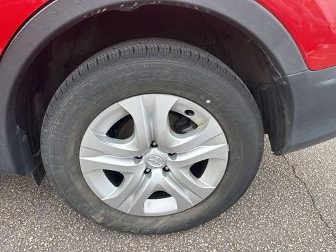 Used 2015 Toyota RAV4 LE AWD/4WD image 26