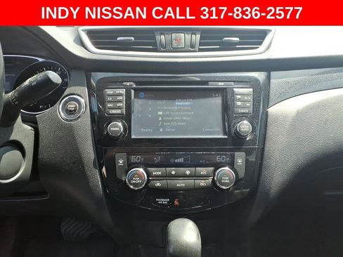 Used 2015 Nissan Rogue SL w/ SL Premium Package image 22