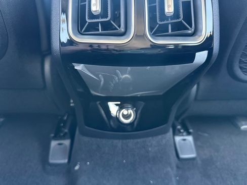 New 2026 Kia Sorento SX image 16