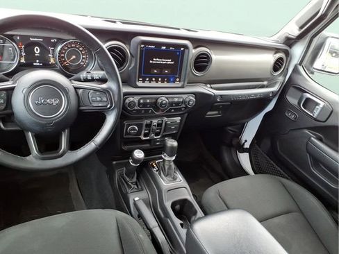 Used 2022 Jeep Wrangler Unlimited Sport AWD/4WD image 19