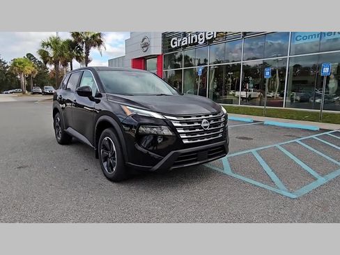 New 2026 Nissan Rogue SV image 18