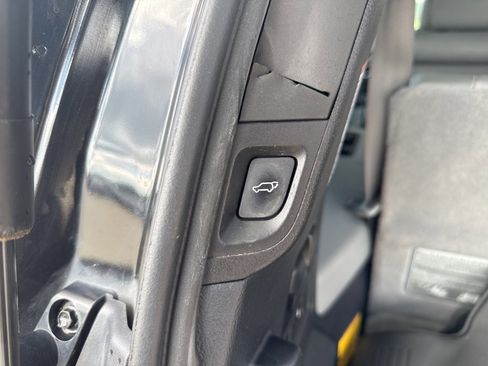 Used 2017 Toyota Sequoia Limited w/ Safety & Convenience Package image 21