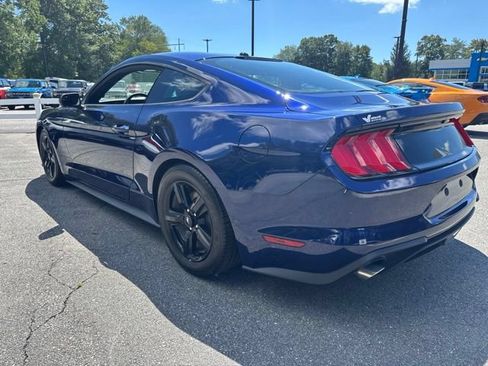 Used 2019 Ford Mustang Coupe RWD image 7