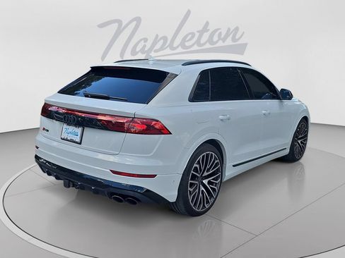 Used 2025 Audi SQ8 Prestige AWD/4WD image 6