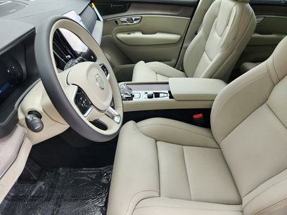 New 2026 Volvo XC90 B6 Ultra w/ Protection Package