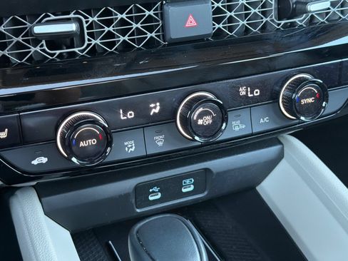 Used 2025 Honda Accord EX-L image 19