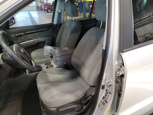 Used 2012 Hyundai Santa Fe GLS FWD image 9
