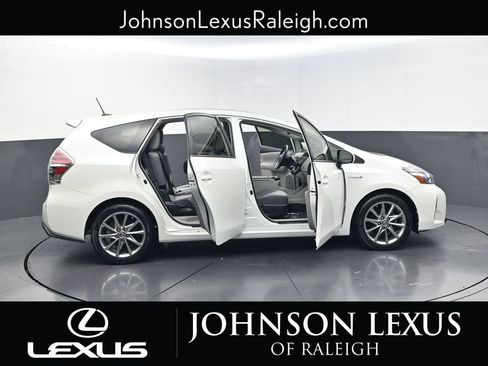 Used 2017 Toyota Prius V Five w/ Advanced Technology Package FWD image 24
