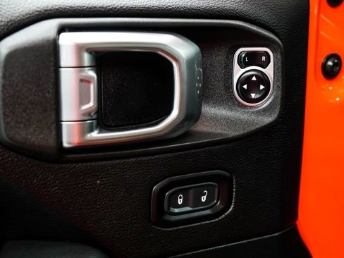 Used 2020 Jeep Gladiator Rubicon image 41