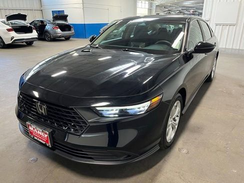 Used 2023 Honda Accord LX image 7