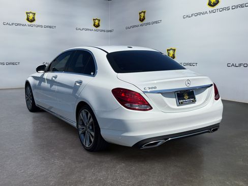 Used 2018 Mercedes-Benz C 300 Sedan image 3