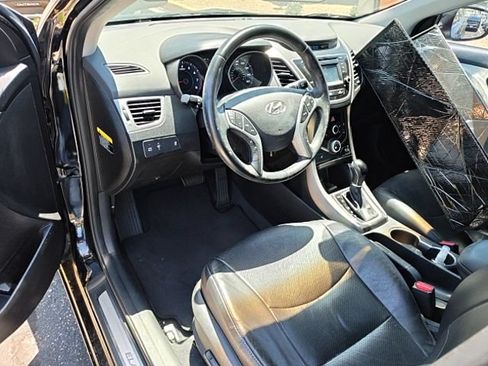 Used 2015 Hyundai Elantra Limited FWD image 17