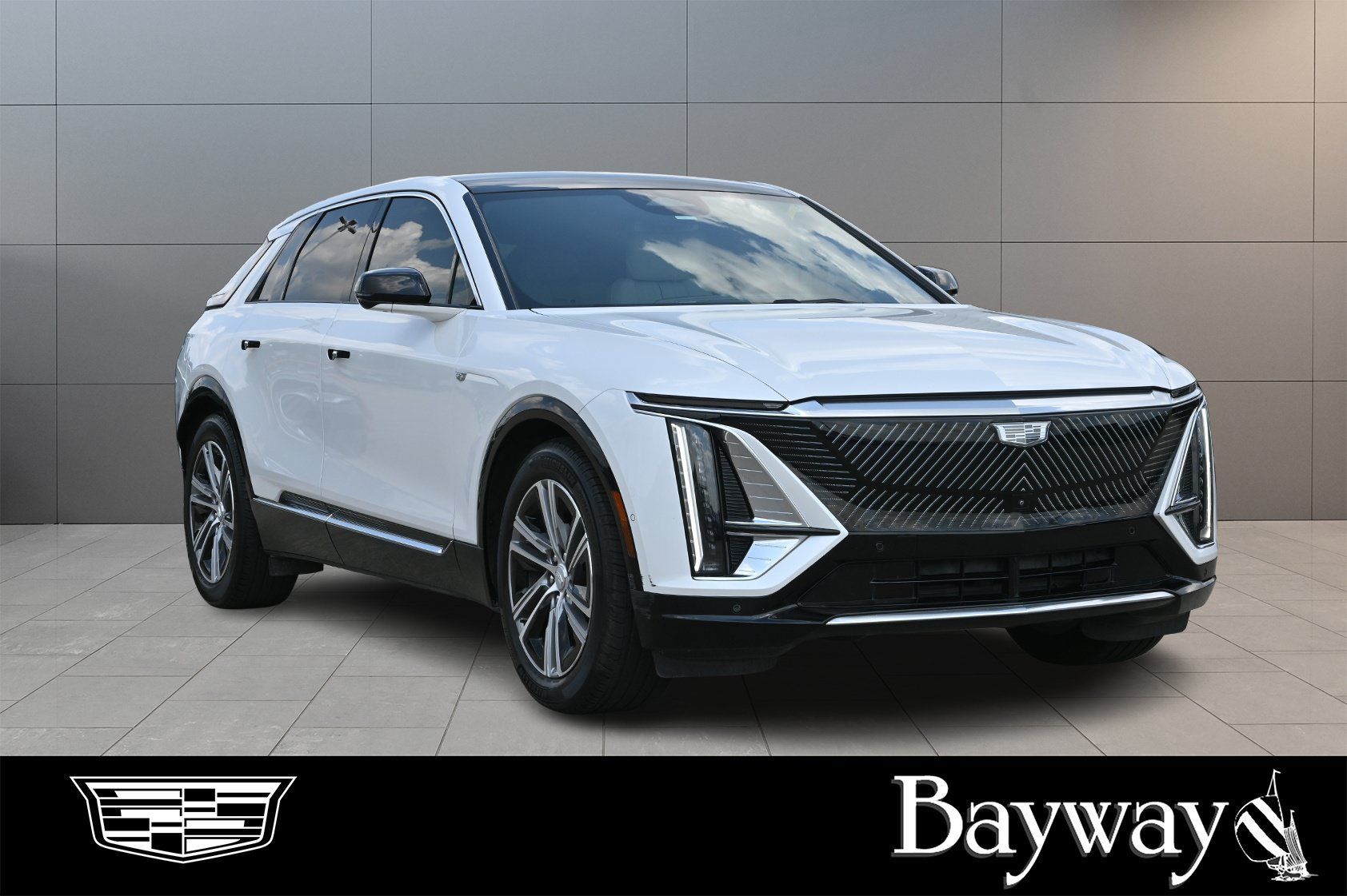 Certified 2024 Cadillac Lyriq Luxury w/ LPO, Floor Liner Package RWD image 3