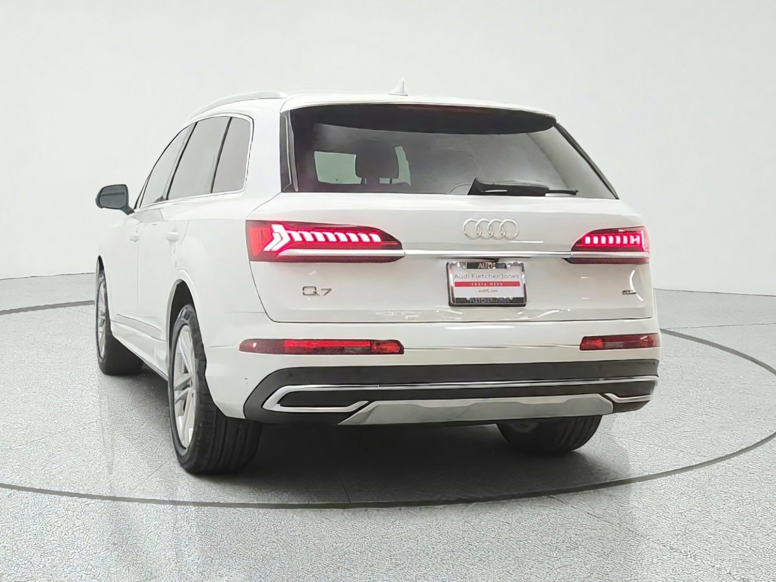 Used 2023 Audi Q7 2.0T Premium w/ Convenience Package AWD/4WD image 6