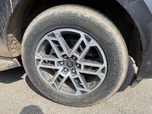 Used 2025 Ford Expedition Max Active image 8