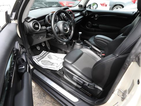 Used 2015 MINI Cooper S FWD image 17