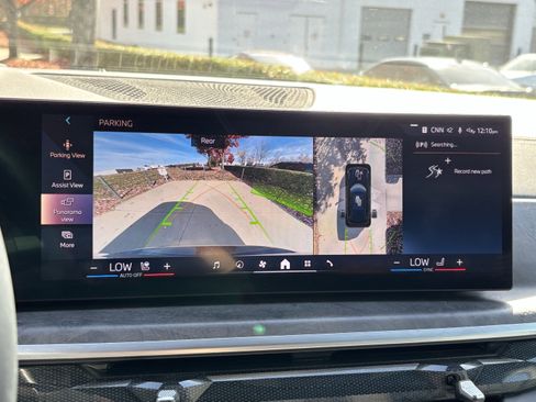 Certified 2024 BMW X5 xDrive40i w/ M Sport Package image 23